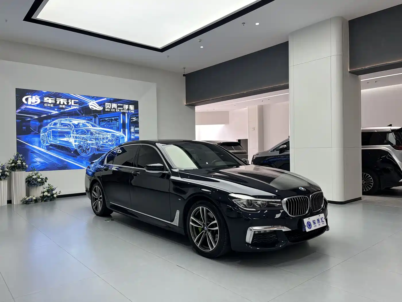 BMW 7 Series 2018 730Li Leading Type M Sport Package фото 3