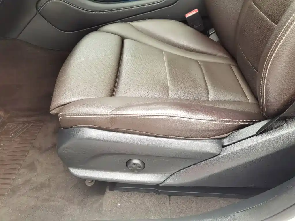 Фото 20 - Mercedes-Benz GLC
