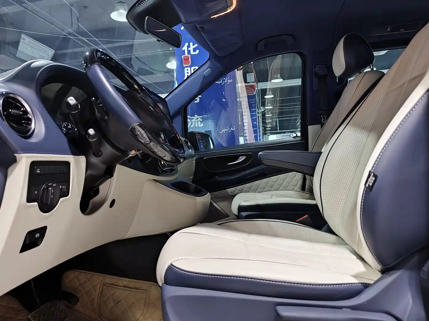 Mercedes-Benz Vito 2021 2.0T Business Edition 7-seater фото 4