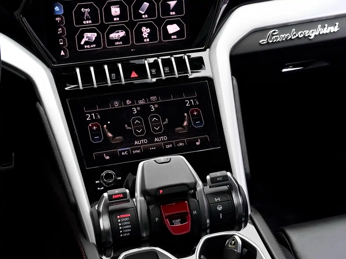 Lamborghini Urus 2021 4.0T V8 фото 25