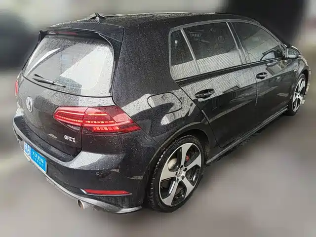 Volkswagen Golf GTI 2019 2.0TSI GTI (China V) — фото 2