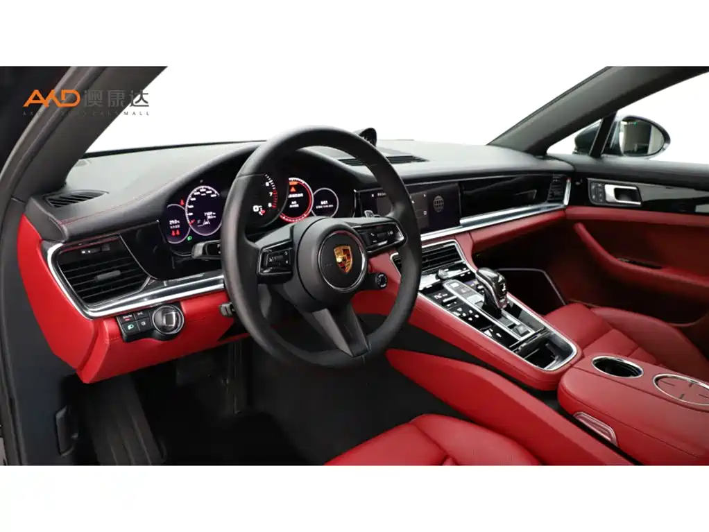 Фото 6 - Porsche Panamera