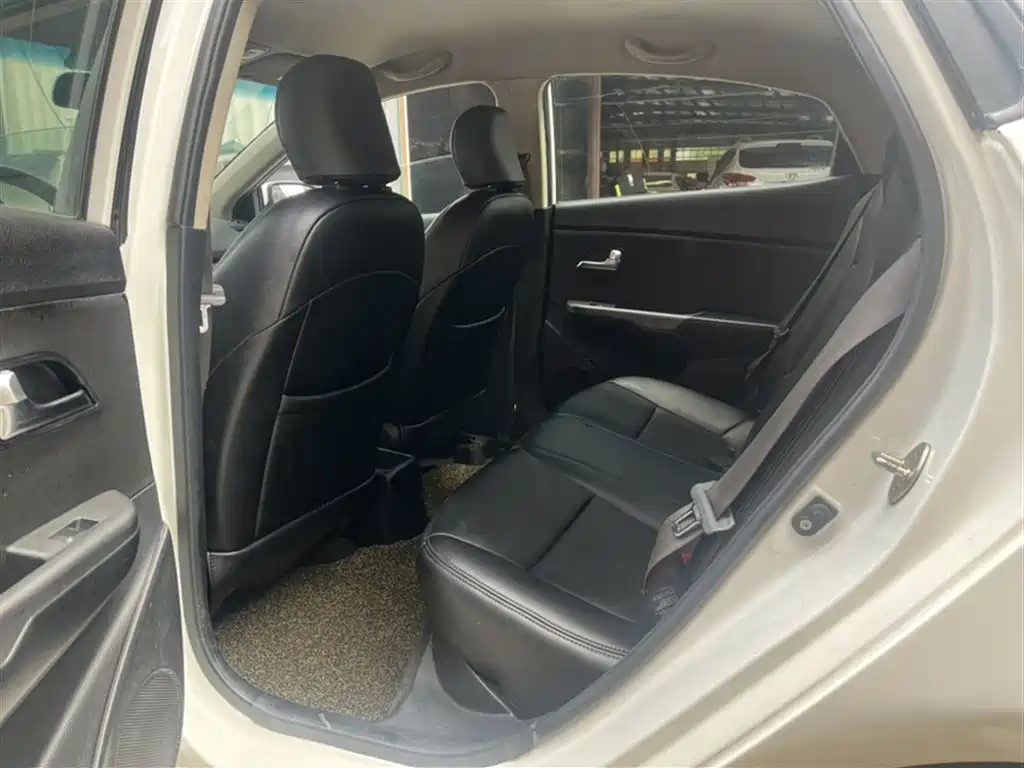Kia K2 2015 Sedan 1.4L AT GLS фото 19