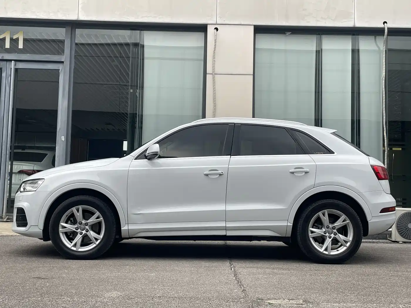 Audi Q3 2017 35 TFSI Fashion фото 3