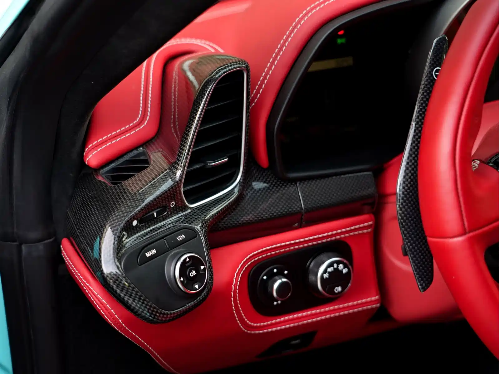 Photo 28 - Ferrari 458