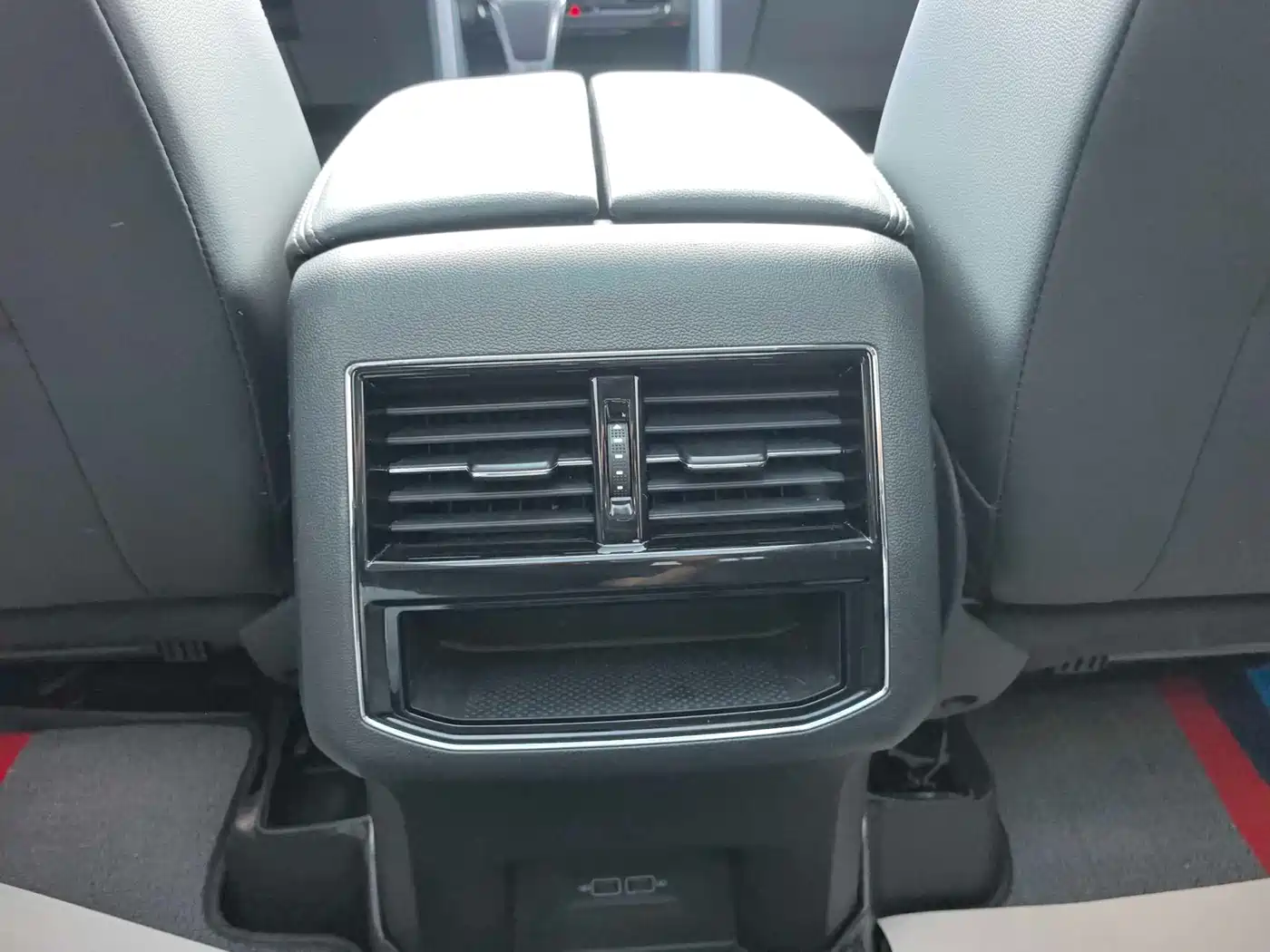Volkswagen Teramont 2020 Teramont X 330TSI 2WD Luxury фото 18