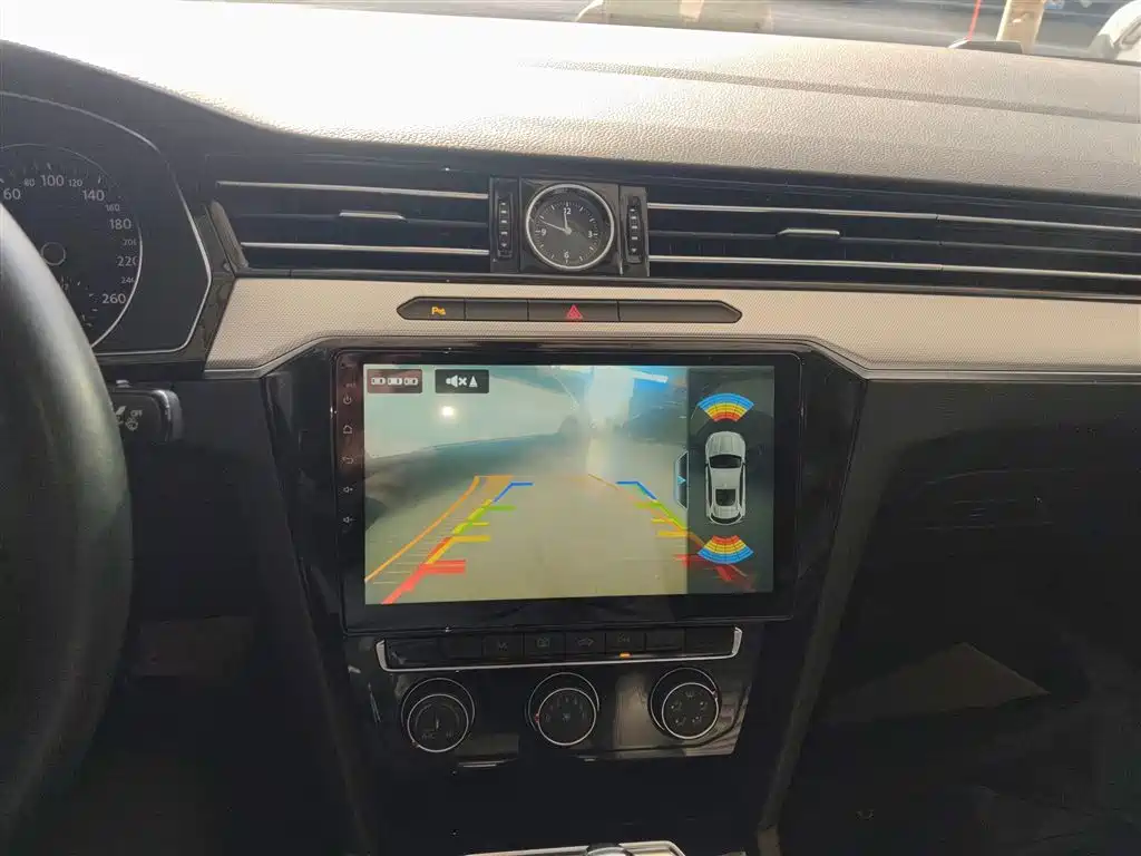Volkswagen Magotan 2019 330TSI DSG Leading China V фото 5