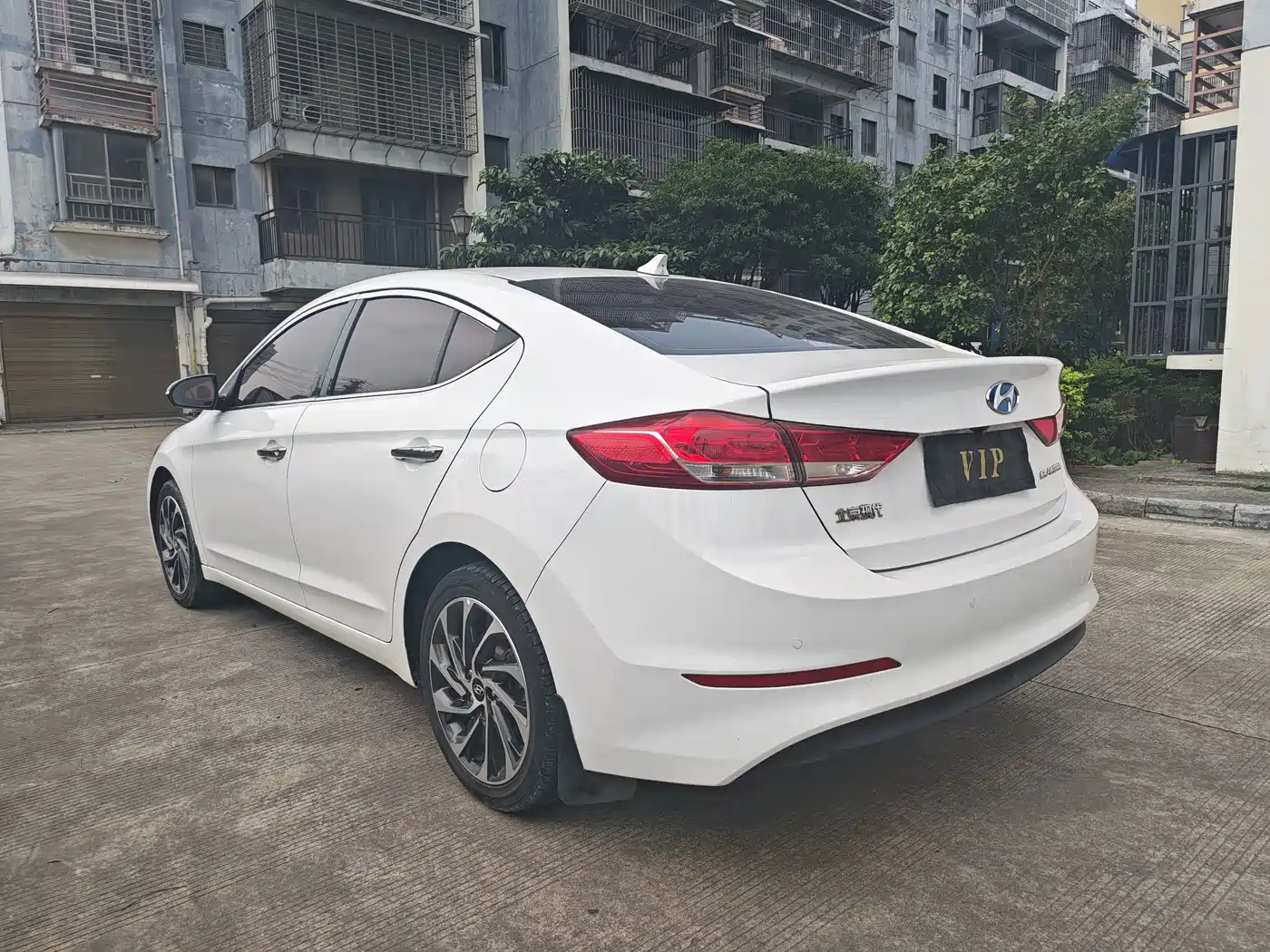 Hyundai Elantra 2020 1.5L CVT Smart Style·Elite фото 10