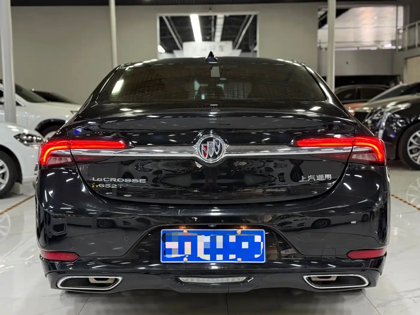 Фото 4 - Buick LaCrosse