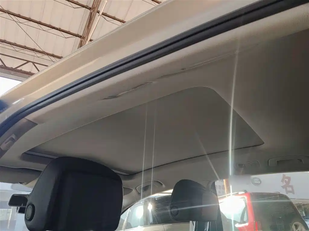 Volkswagen Magotan 2019 330TSI DSG Leading China V фото 8