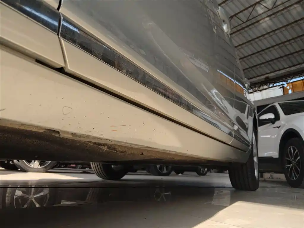 Volkswagen Magotan 2019 330TSI DSG Leading China V фото 18
