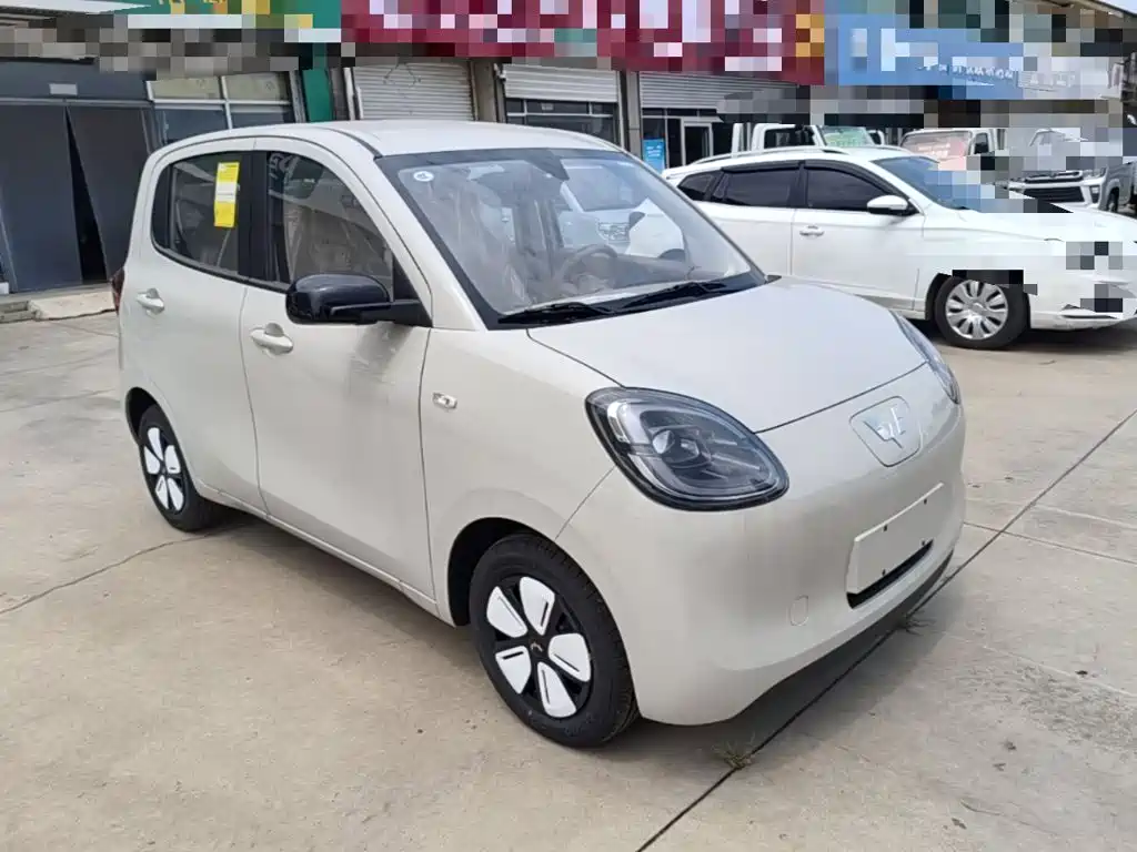 Wuling Motors Hongguang MINIEV 2026 2025 4-Door Advanced
