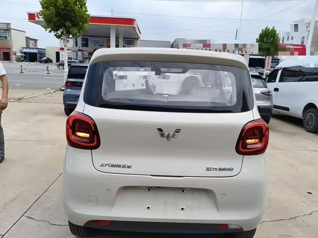 Wuling Motors Hongguang MINIEV 2026 2025 4-Door Advanced