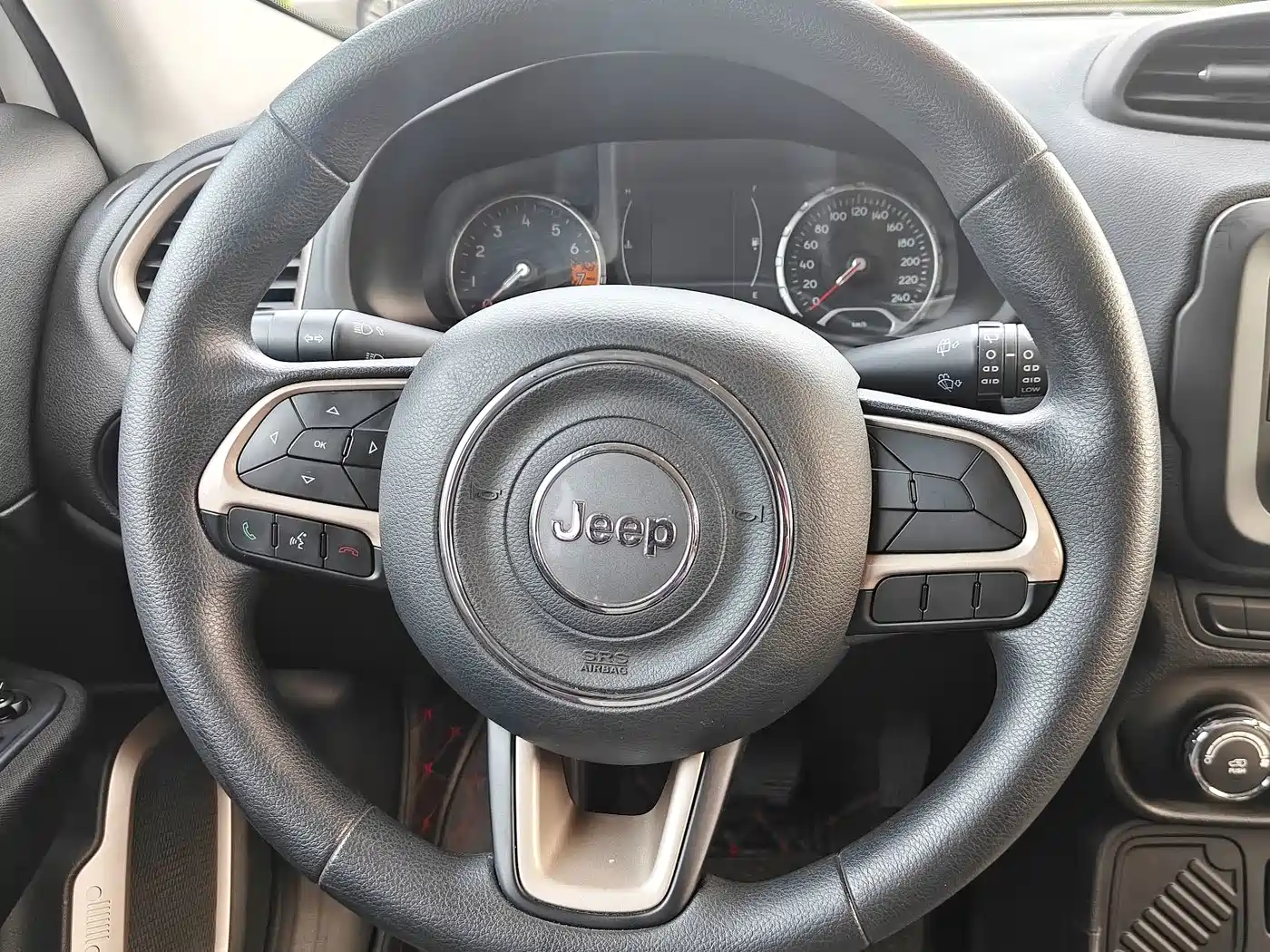 Jeep Renegade 2017 2016 1.4T Automatic High-Energy Edition