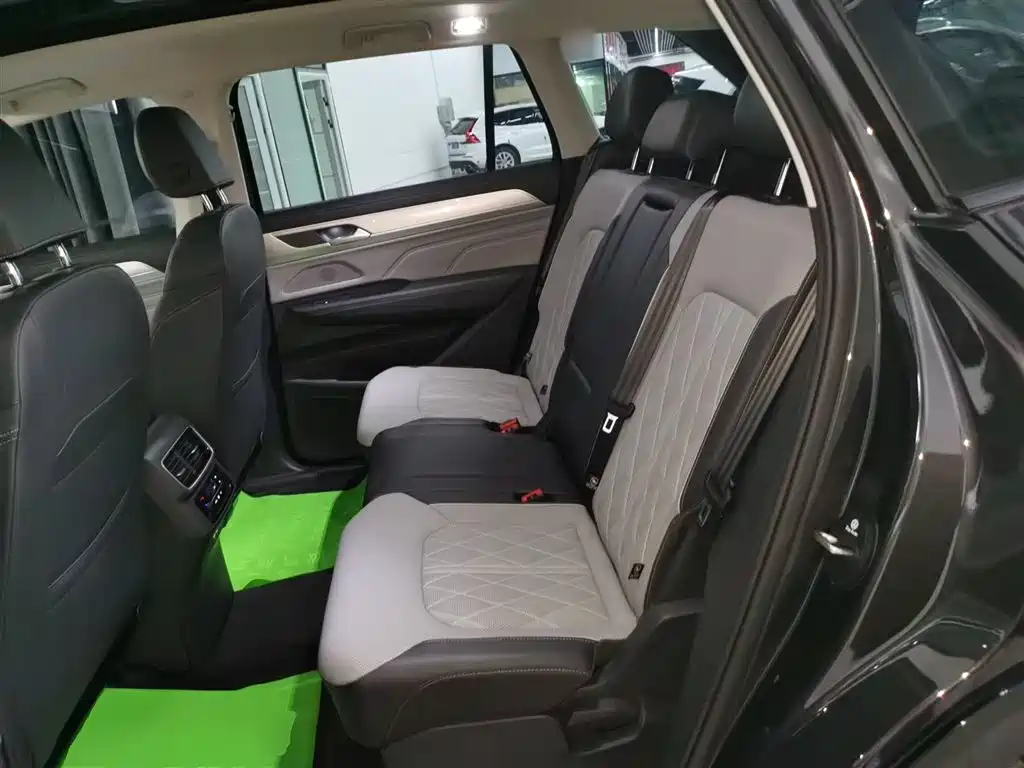 Volkswagen Talagon 2023 380TSI 4WD R-Line Touring Edition фото 14