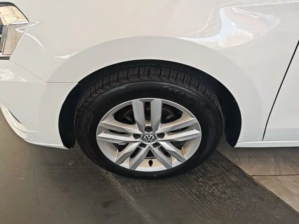 Volkswagen Jetta 2019 2019 Dream Edition 1.5L Auto Fashion