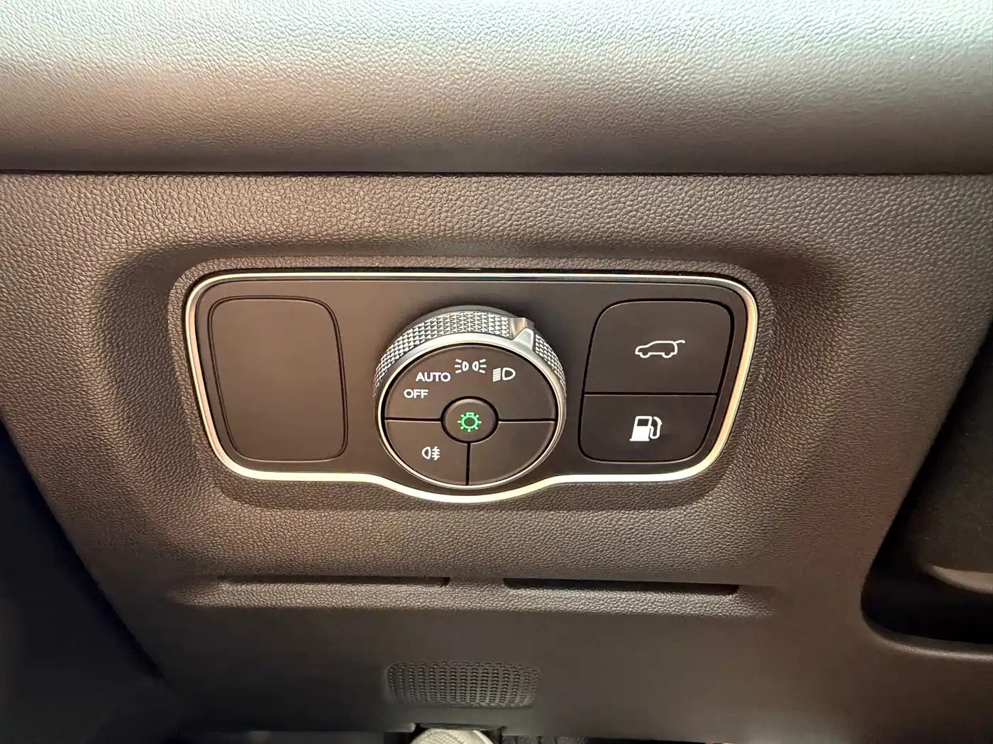 Chery Fengyun Fengyun T9 2024 2024 120 Long Range Luxury 5-seater NMC
