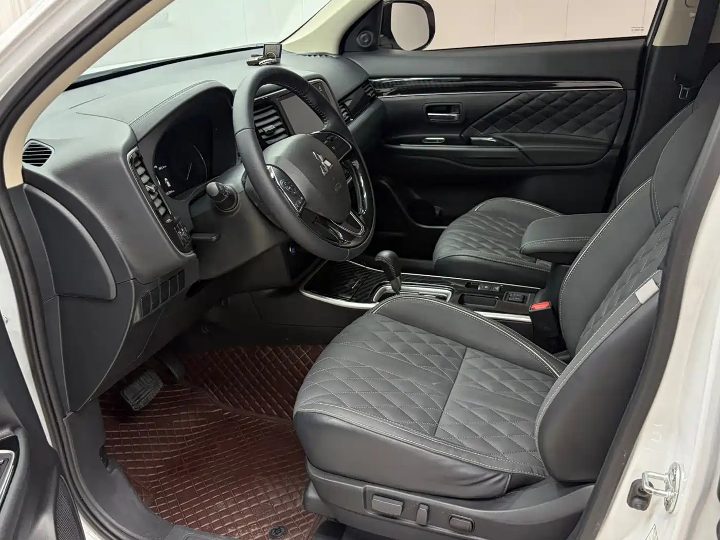 Mitsubishi Outlander 2022 2021 2.0L FWD Comfort Edition 5-seater