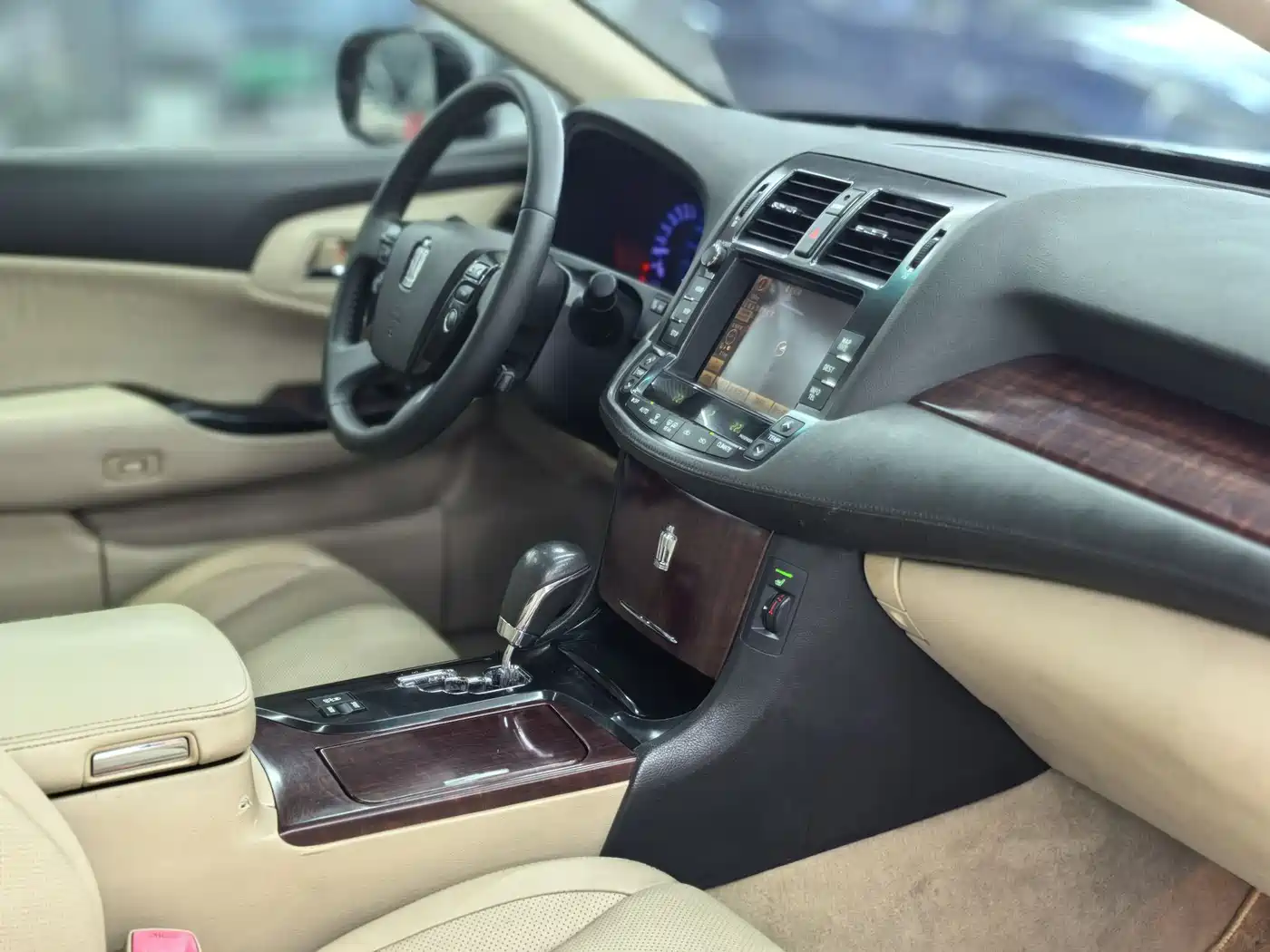 Toyota Crown 2010 2.5L Royal Leather Sunroof Navigation фото 18