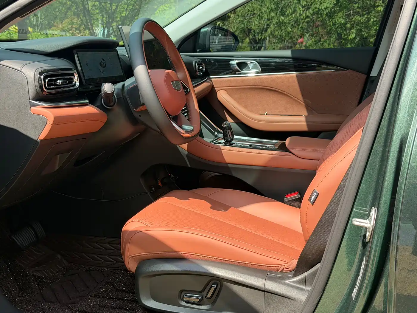 GEELY AUTOMOBILE EMGRAND