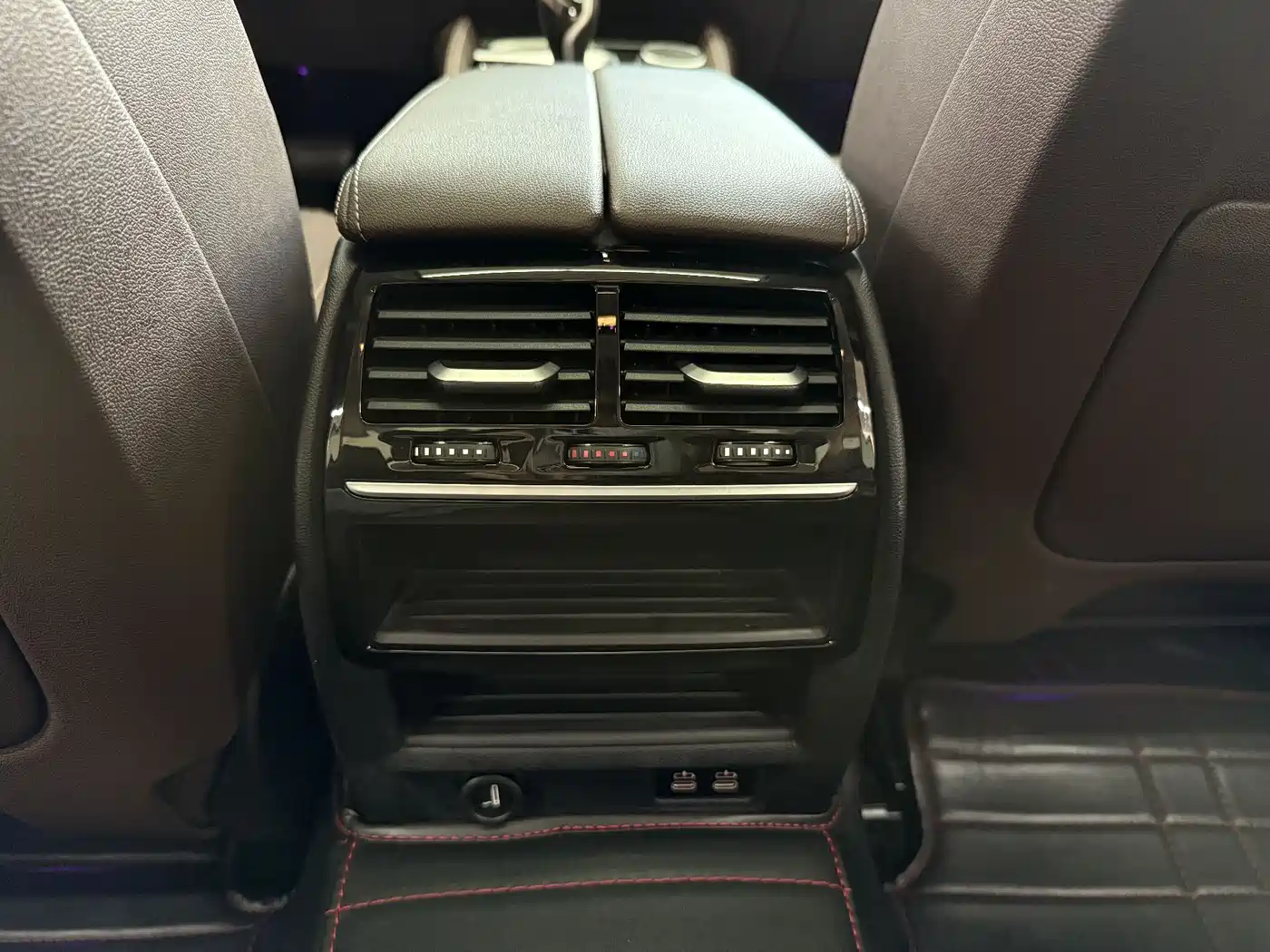 BMW 5 Series 2022 525Li Luxury Package фото 21