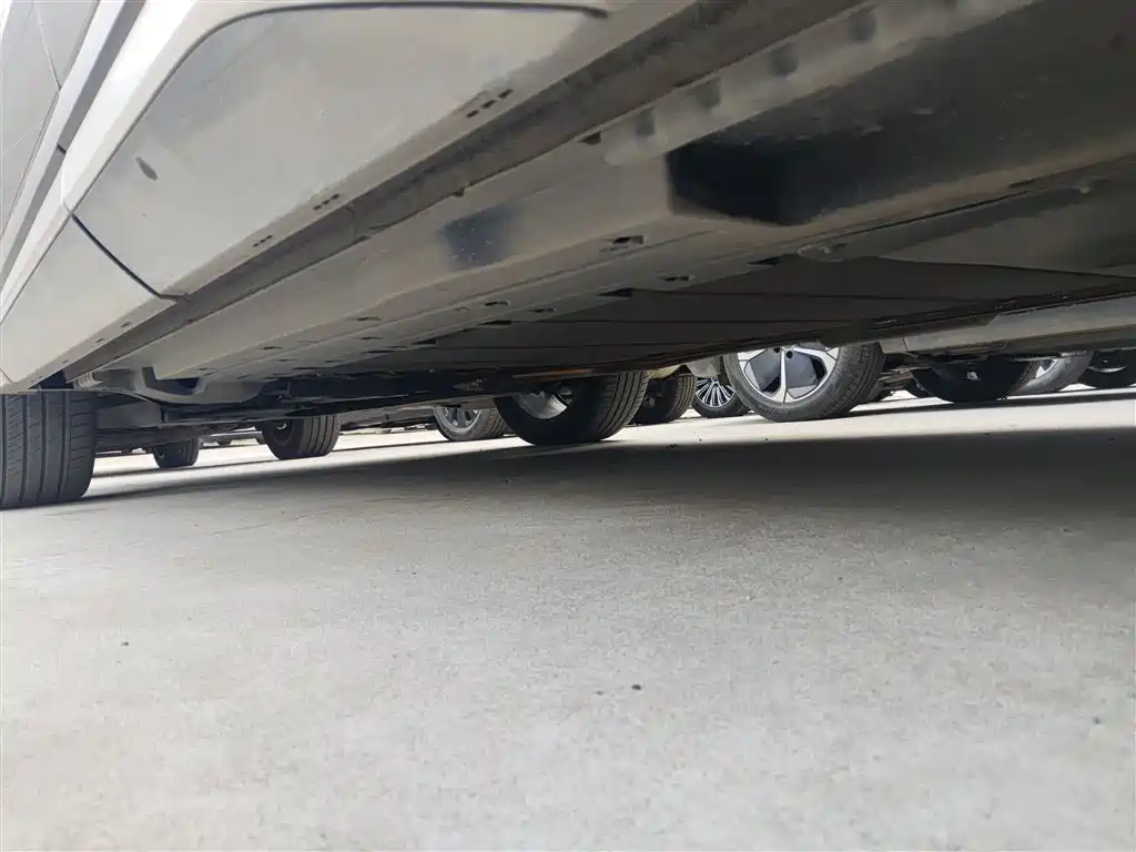 BYD Song L DM-i 2025 Smart Drive Edition 112km Surpassing фото 6