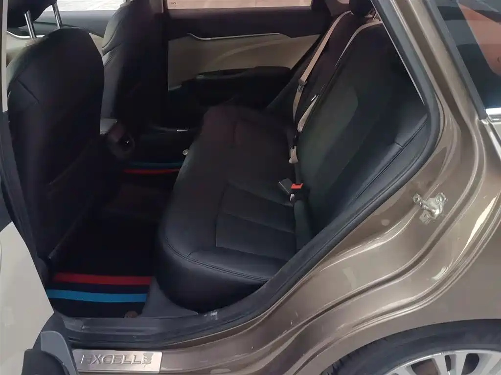 Buick Excelle 2016 15N Automatic Elite фото 17