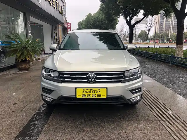 volkswagen tiguan-l