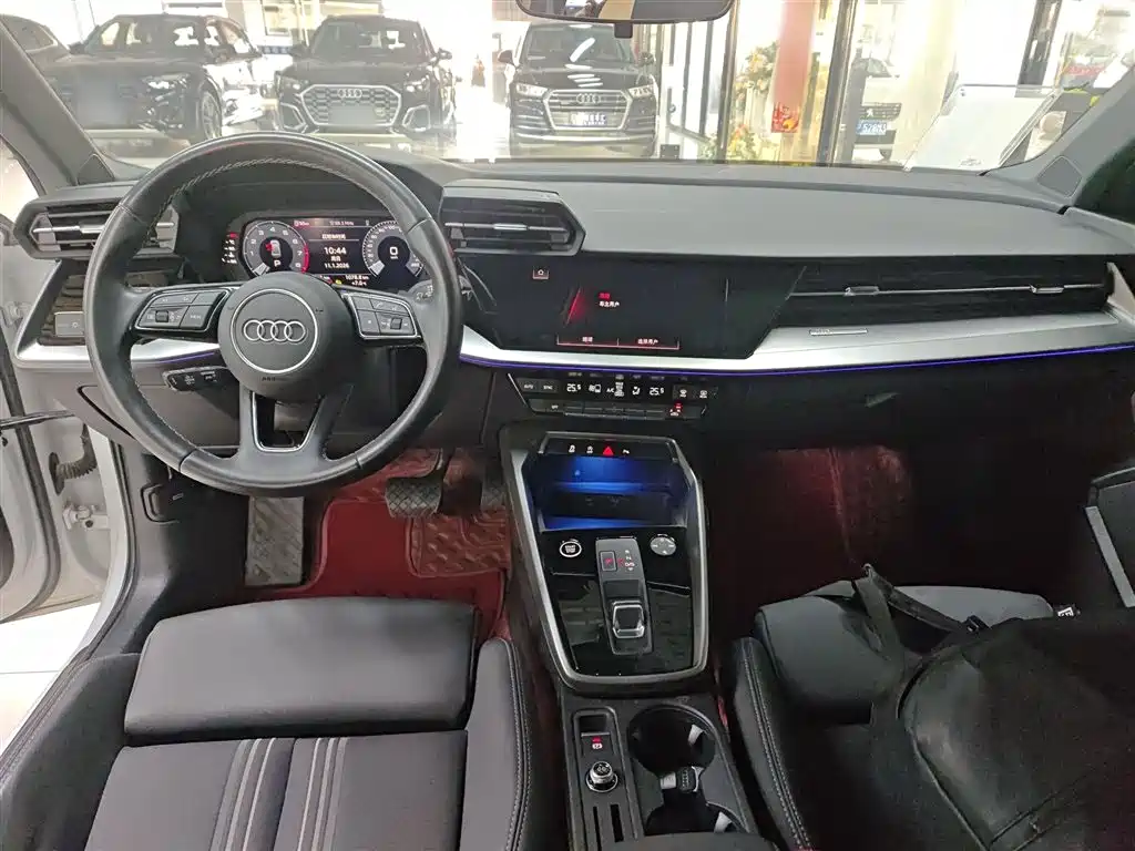 Audi A3 2024 Model A3L Limousine 35 TFSI Fashion Sport фото 10