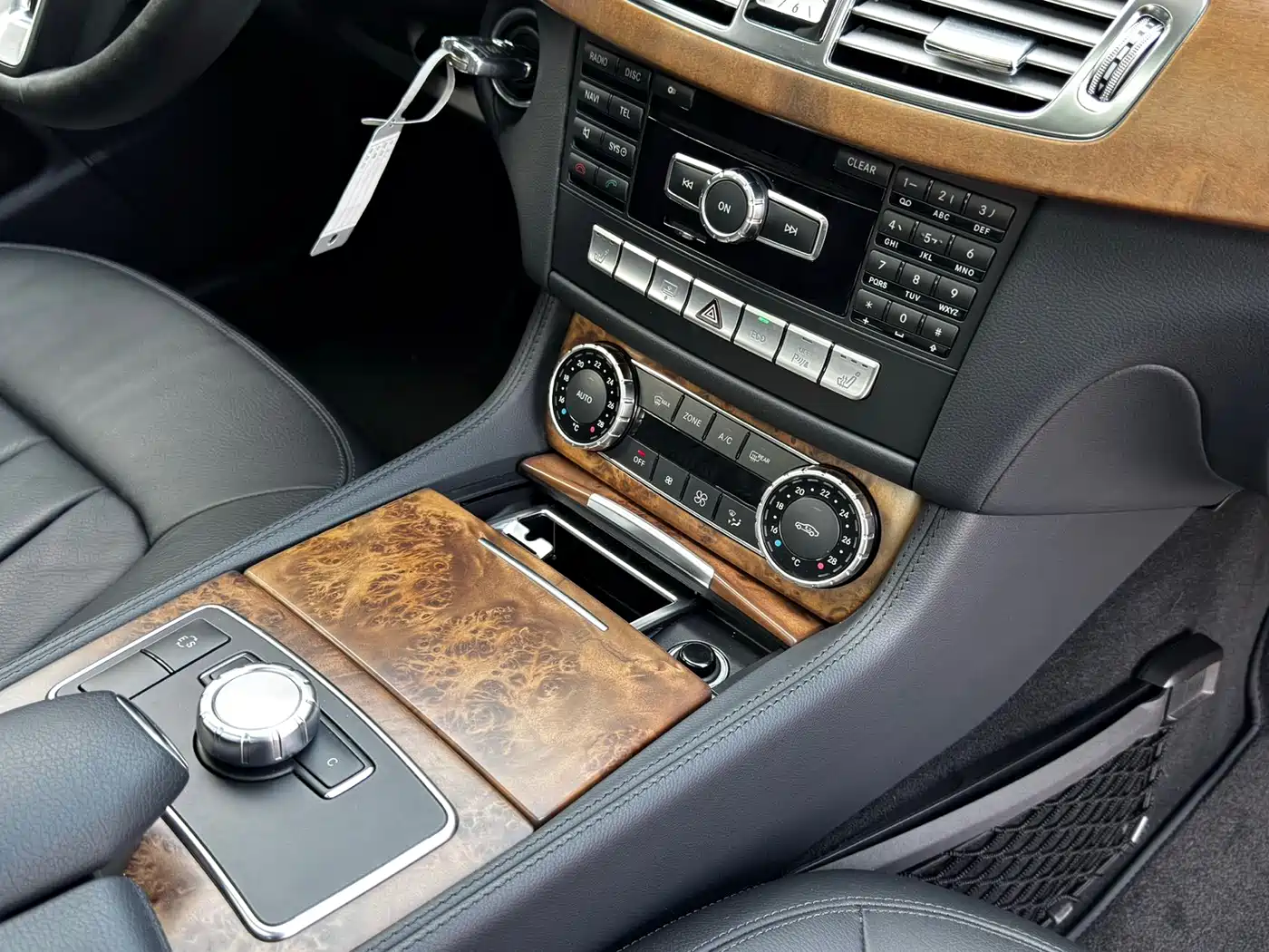 Mercedes-Benz CLS 2012 CLS 300 CGI фото 16