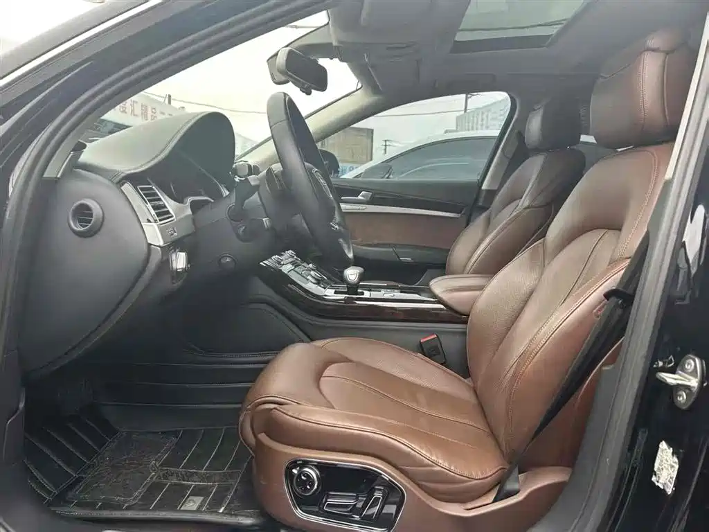 Audi A8 2013 A8L 45 TFSI quattro Luxury фото 13