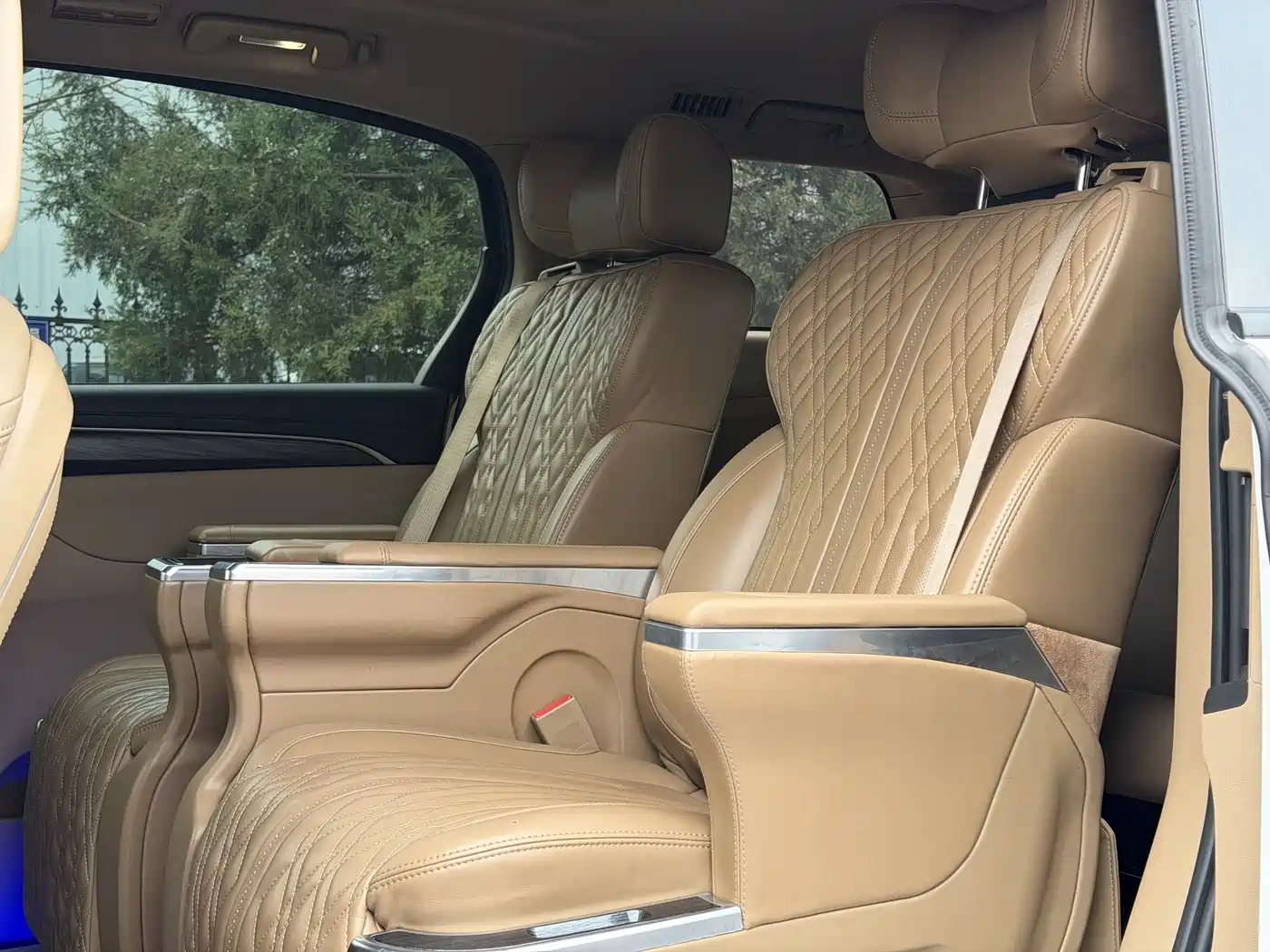 Buick GL8 2020 Model ES Landglory 653T Premium фото 20