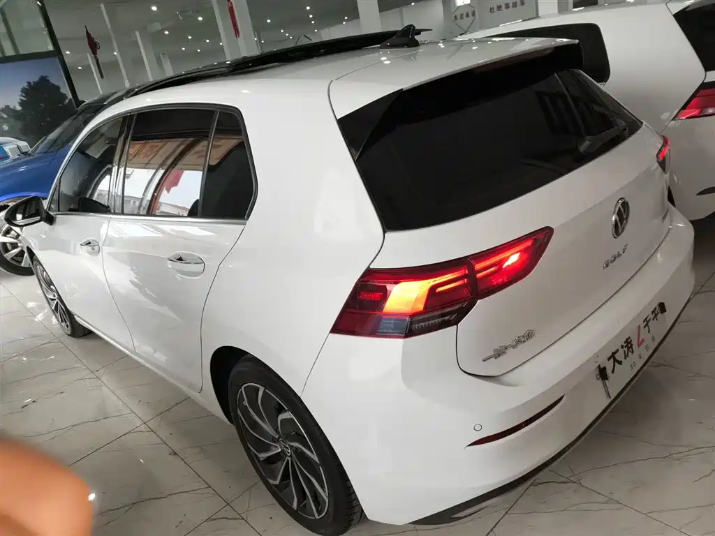 Volkswagen Golf 2021 280TSI DSG Pro фото 23
