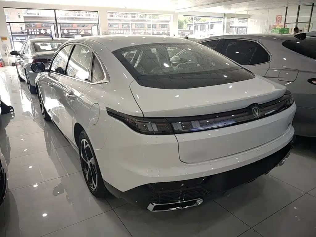 Changan Eado 2026 2026 Model 1.5T 500Bar Mid-Range Edition