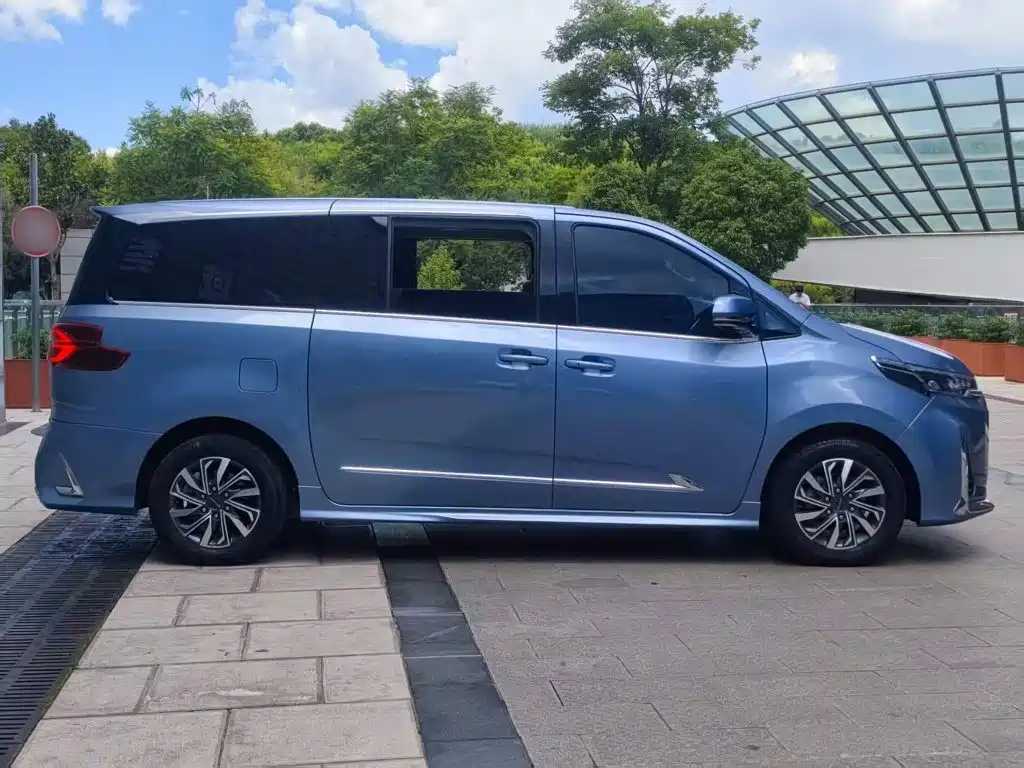 SAIC Maxus Maxus G20 2021 2021 Facelift PLUS 2.0T Gasoline Automatic Luxury
