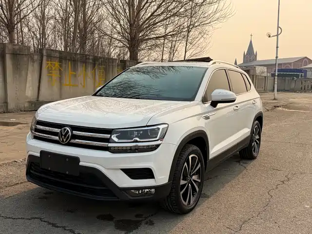 VOLKSWAGEN TUYUE