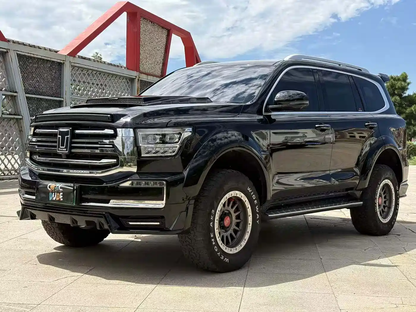 TANK 500 EV