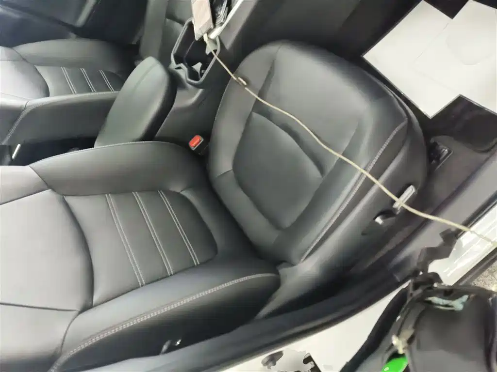 Toyota RAV4 Rongfang 2023 2.0L CVT FWD Style Plus Edition фото 20