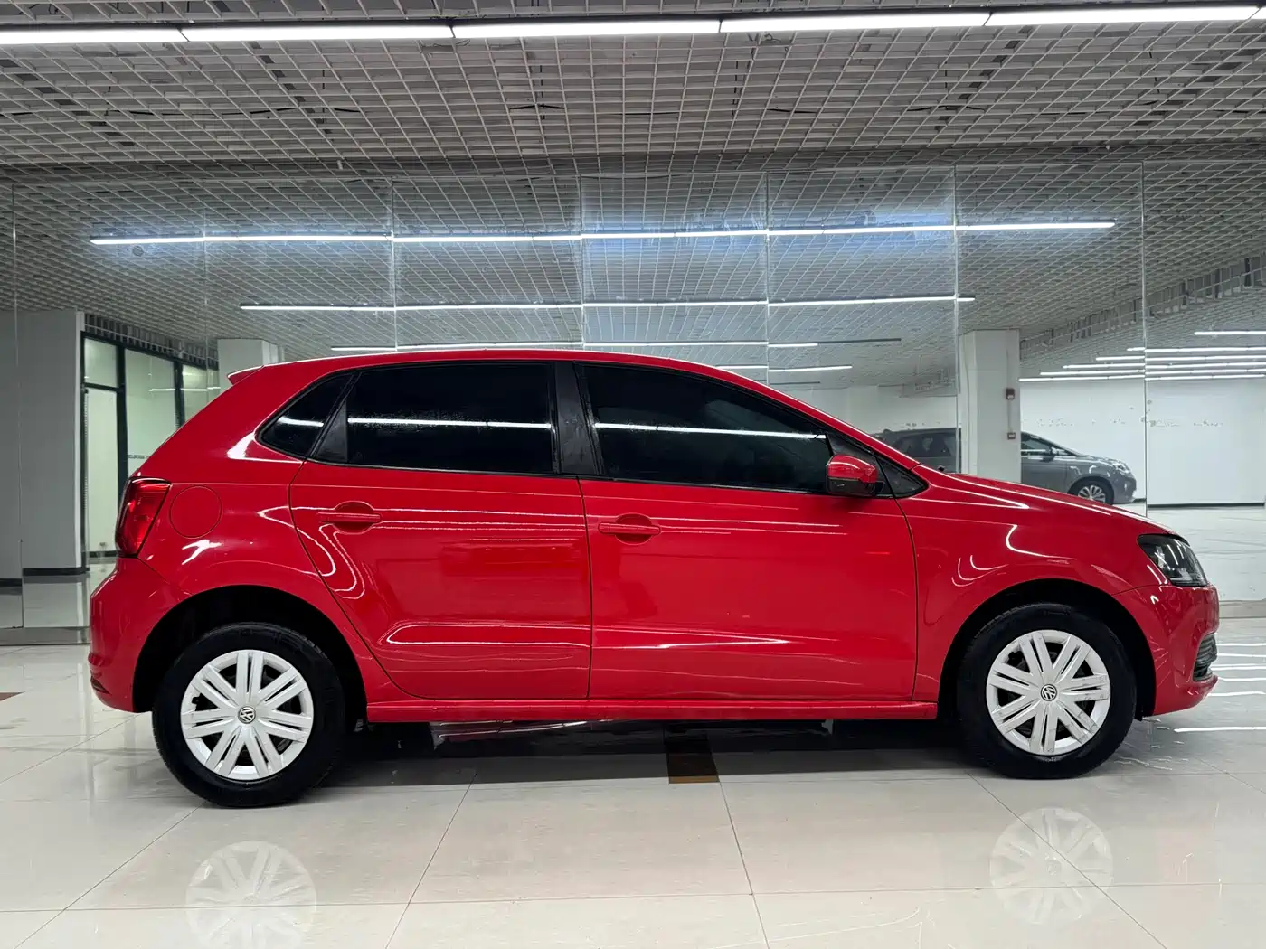 Volkswagen Polo 2018 1.5L Auto Safe Drive фото 6