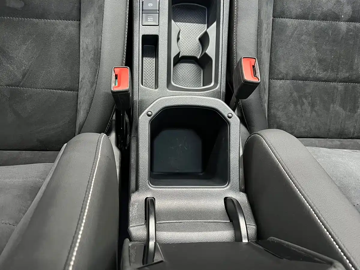 VOLKSWAGEN T ROC EXPLORING SONGS