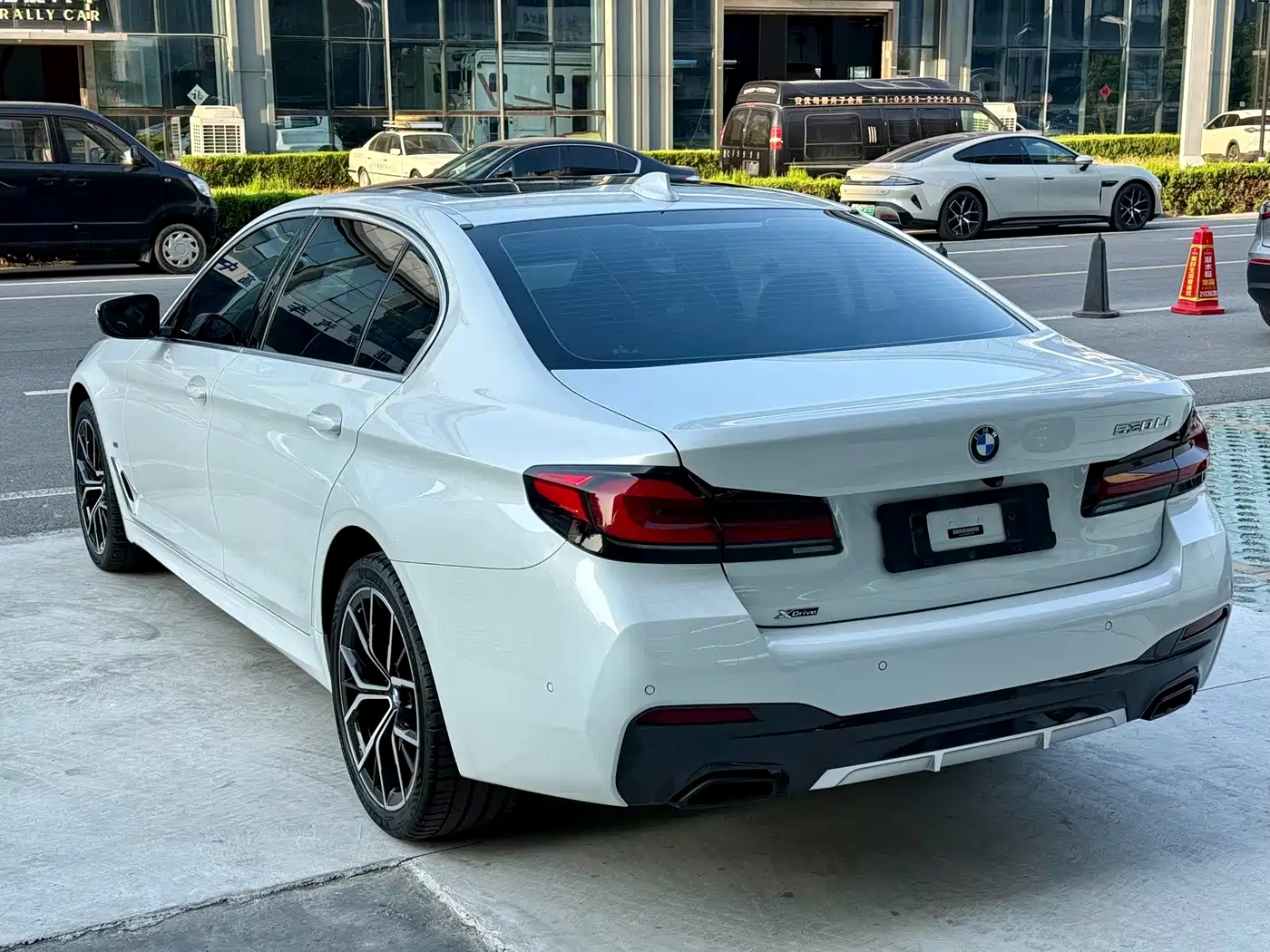 Фото 4 - BMW 5 Series
