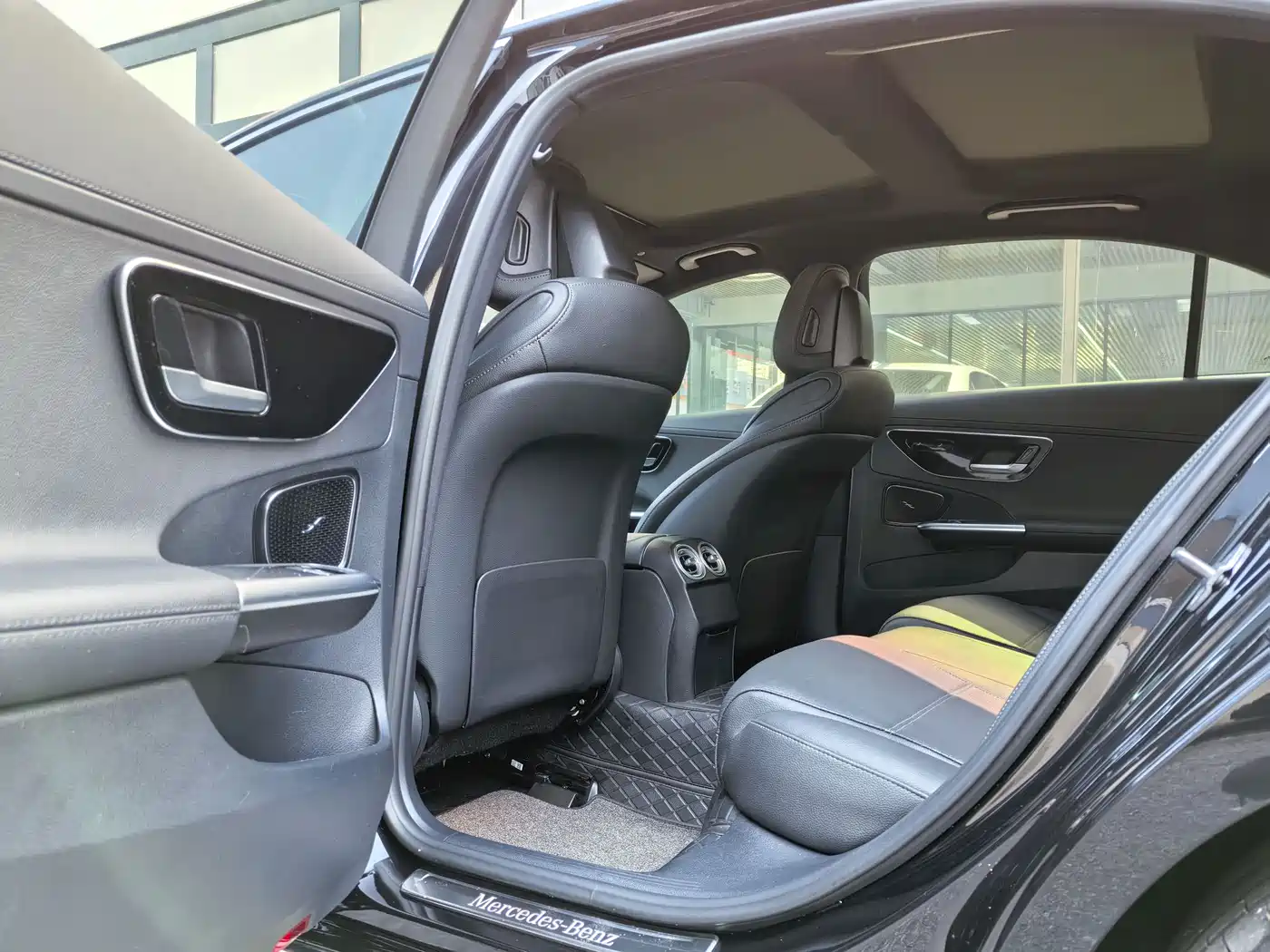 Mercedes-Benz C-Class 2023 C 260 L фото 6