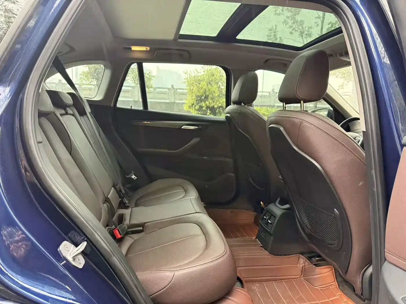 BMW X1 2019 sDrive18Li Premium Model фото 6