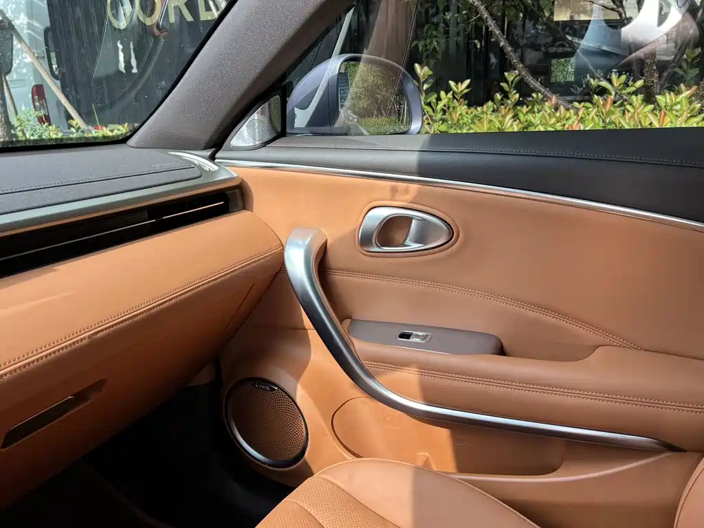Ora Lightning Cat 2022 2022 555km Premium Edition