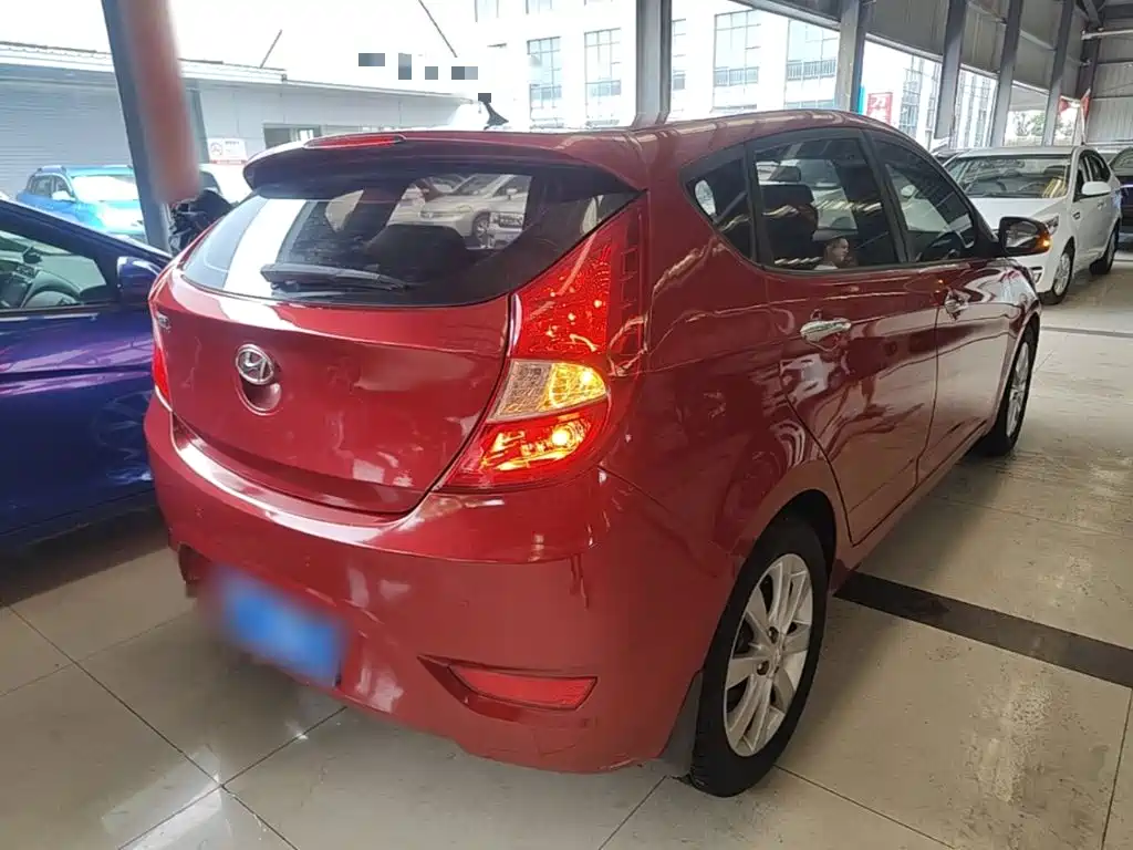 Hyundai Reina 2015 2014 Model 1.6L Automatic TOP