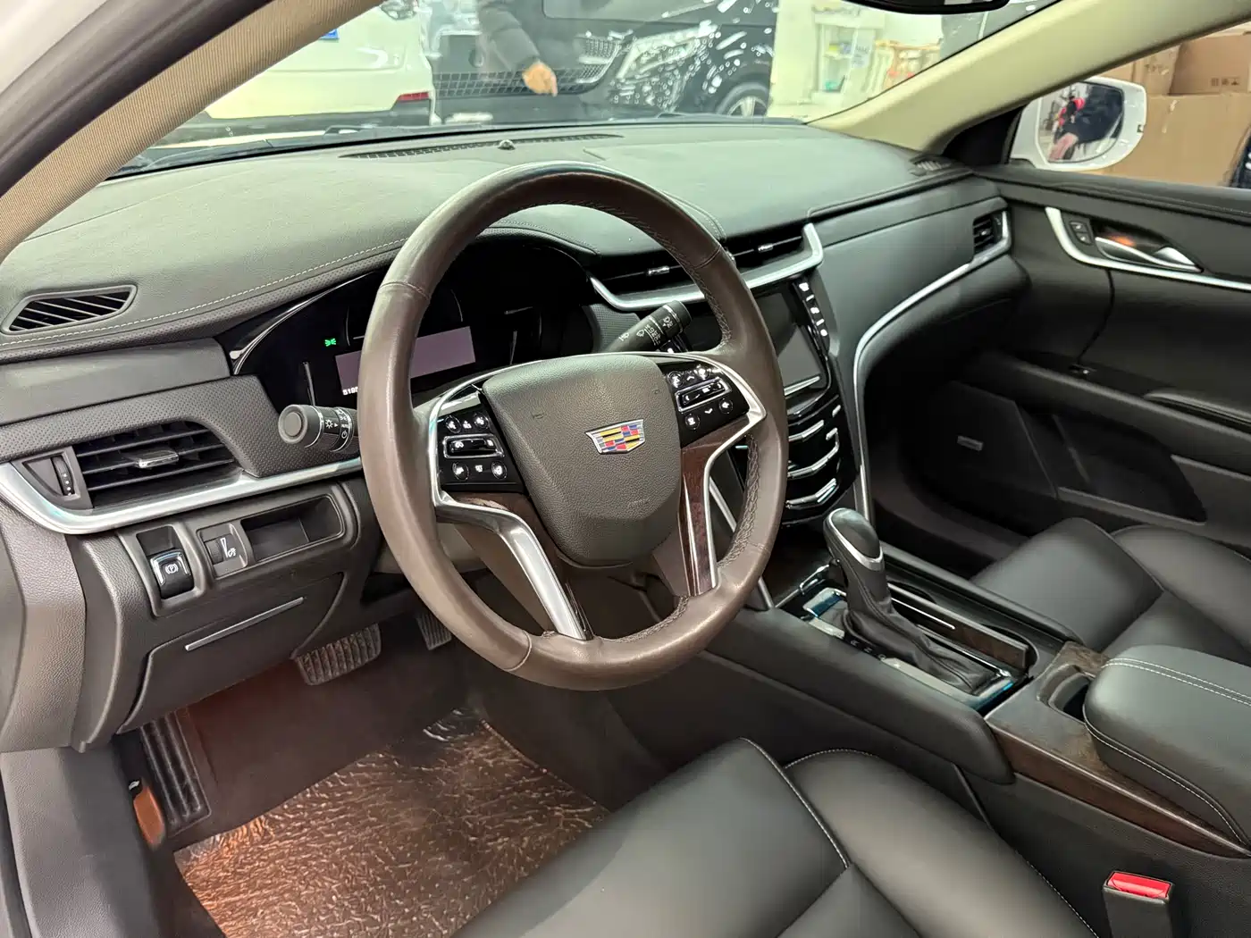 Cadillac XTS 2018 28T Technology фото 9