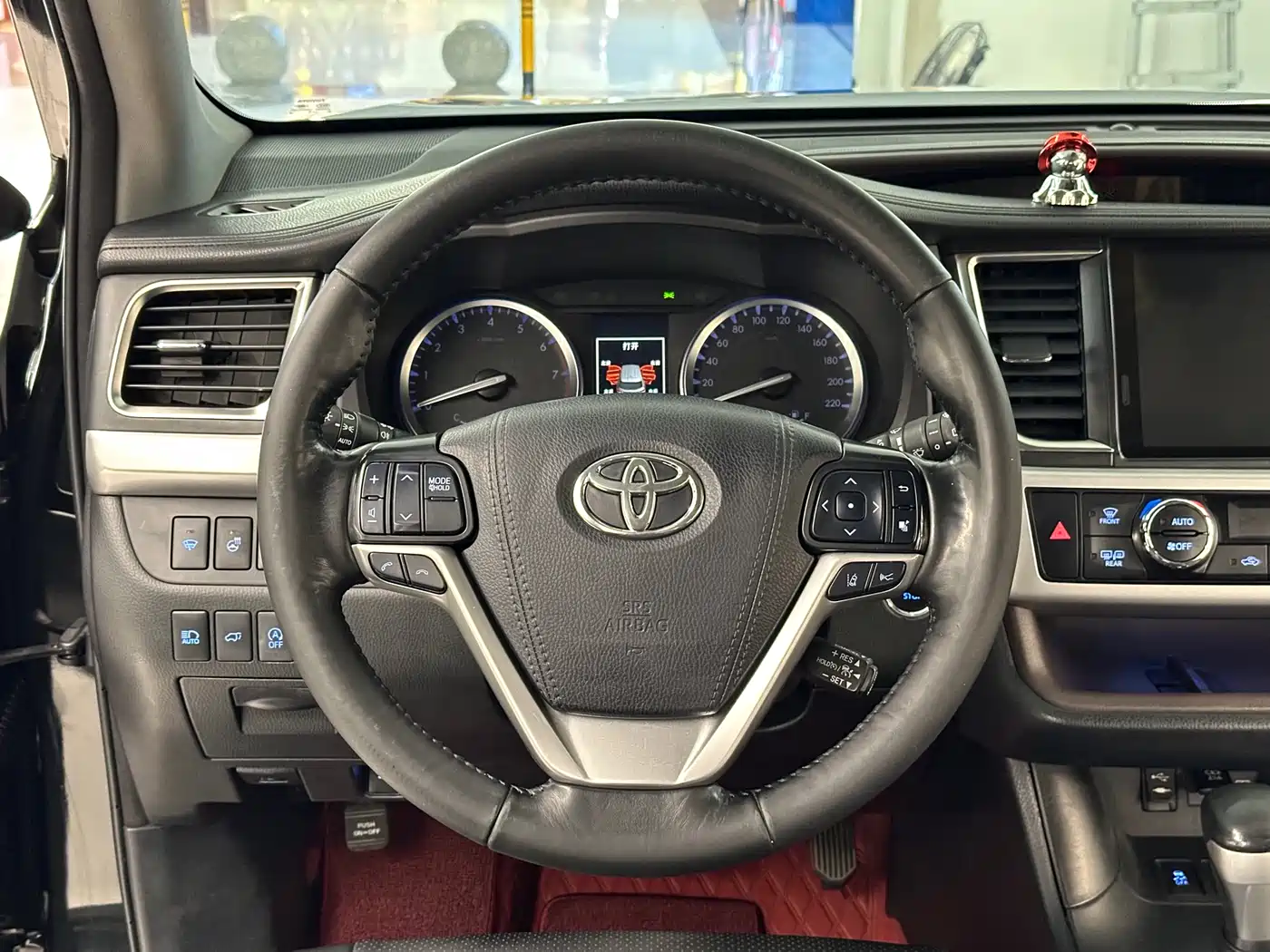 Toyota Highlander 2018 2.0T 4WD Ultimate 7-seater (China V) фото 16