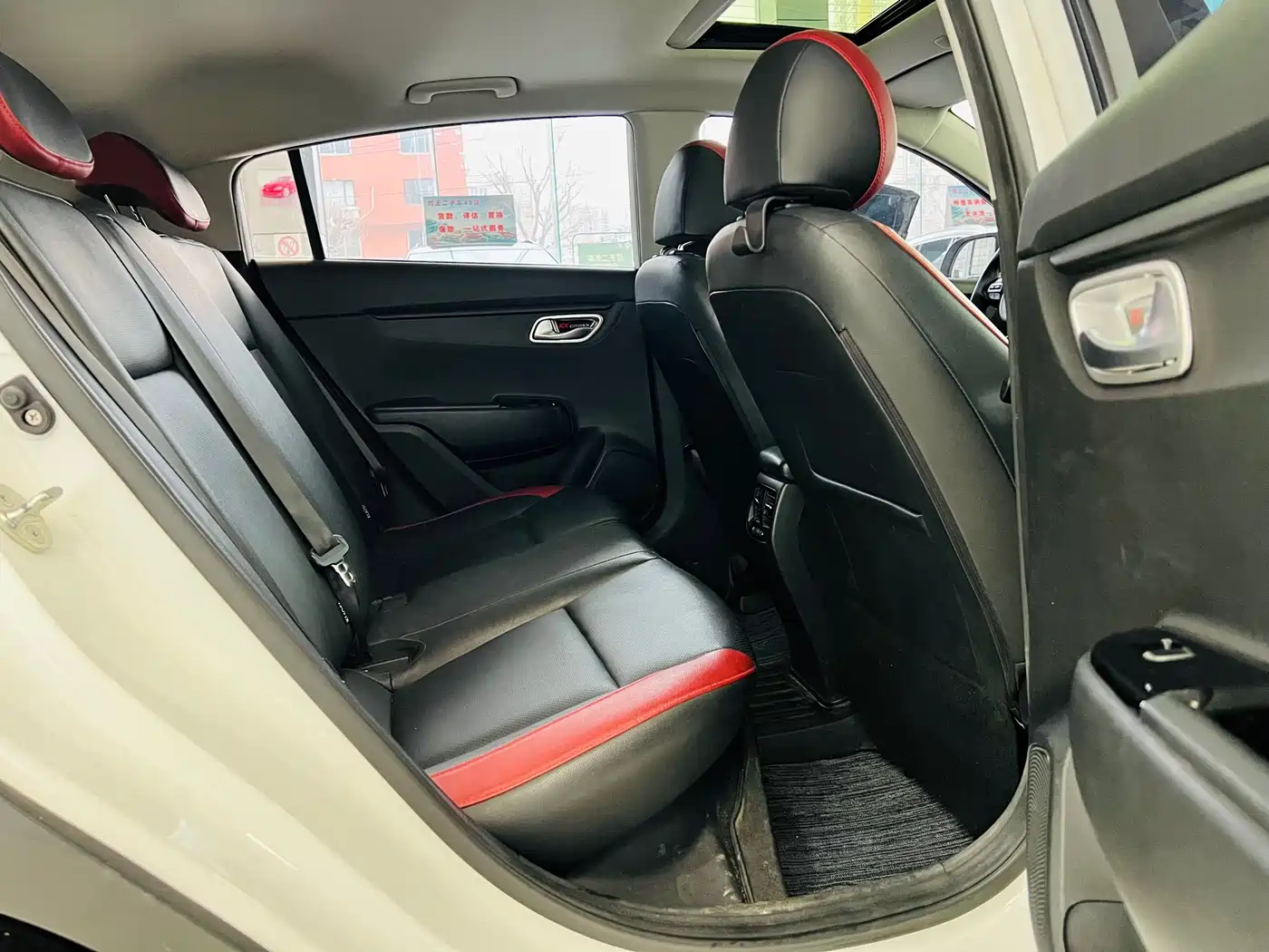 Kia KX CROSS 2017 1.4L AT GLS фото 10