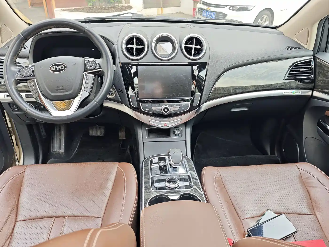 BYD Tang New Energy 2015 2.0T 4WD Flagship фото 9