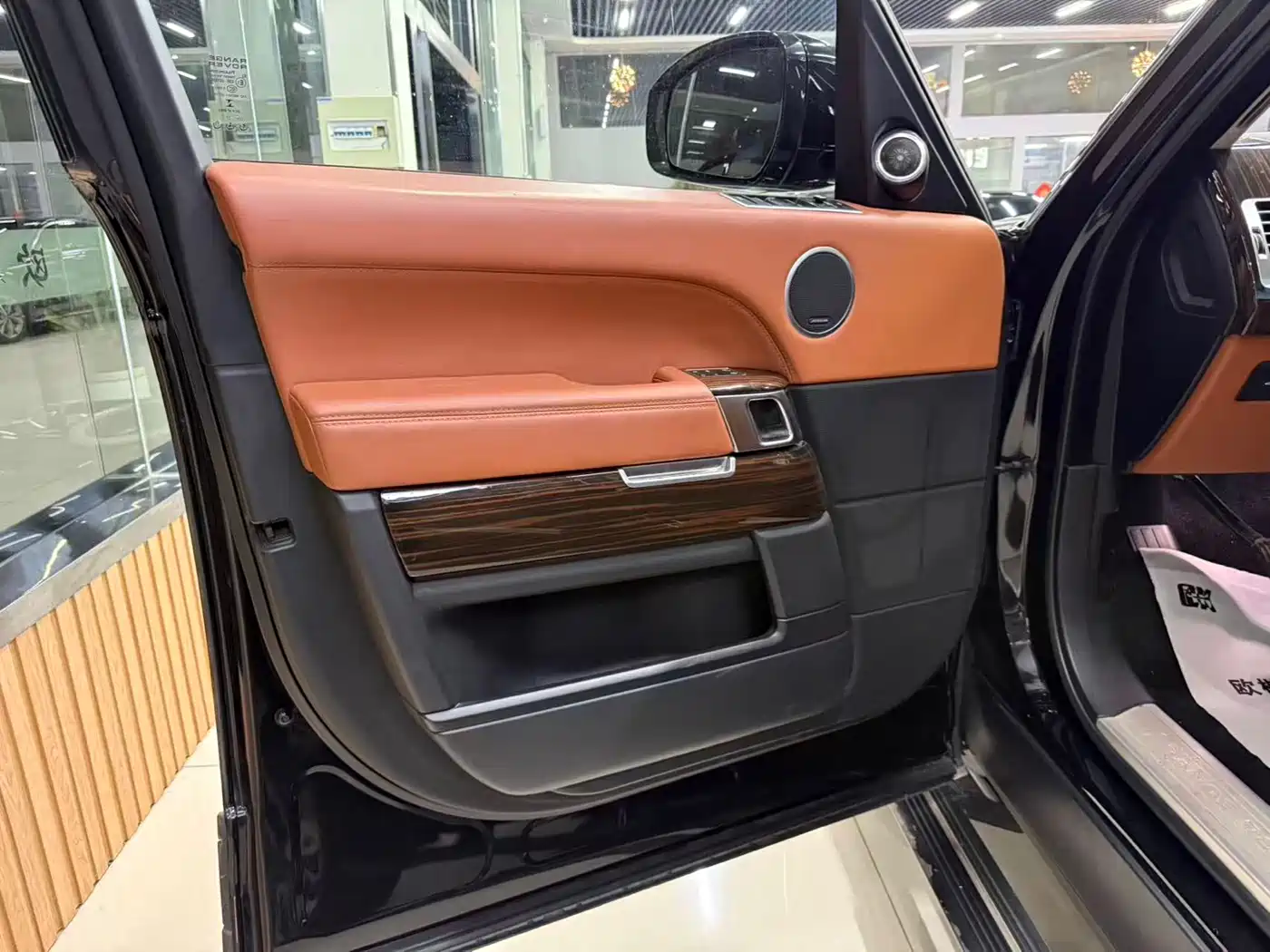 Land Rover Range Rover 2017 3.0 SC V6 Vogue фото 18